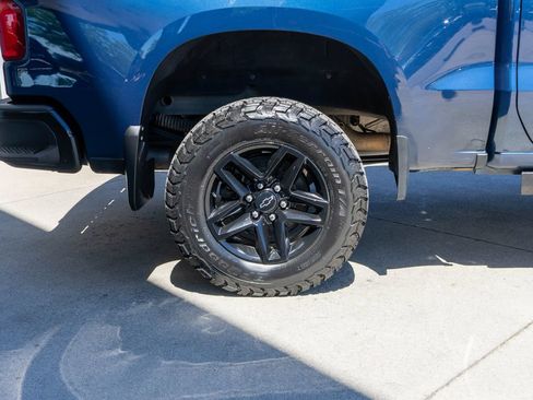 Used 2022 Chevrolet Silverado 1500 LT Trail Boss w/ Safety Package AWD/4WD image 34