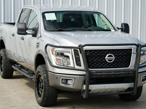Used 2019 Nissan Titan PRO-4X w/ Pro-4x Utility Package image 49