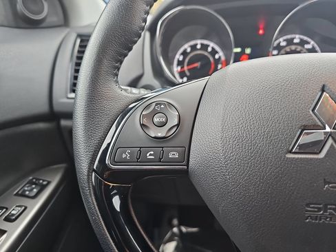 Used 2025 Mitsubishi Outlander Sport ES AWD/4WD image 16