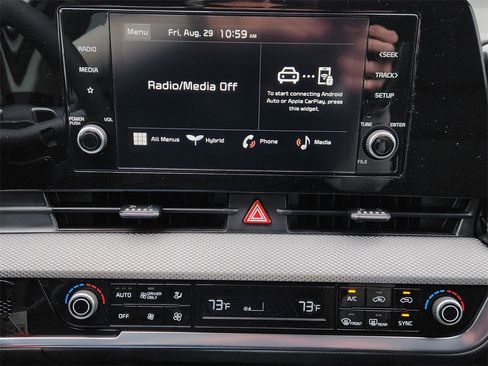 New 2025 Kia Sportage LX image 12