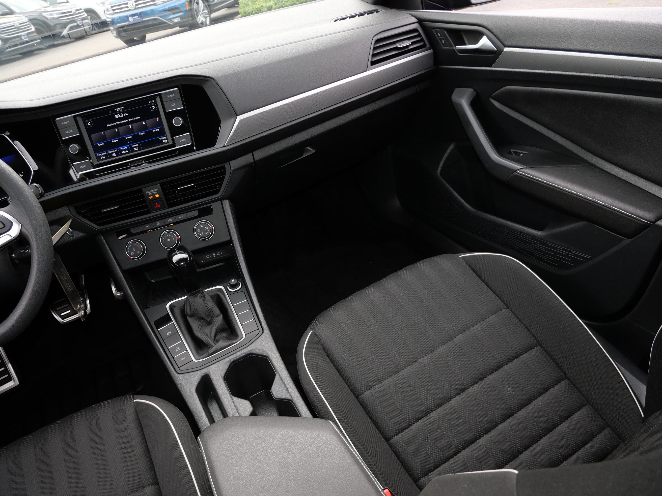 Certified 2023 Volkswagen Jetta Sport FWD image 11