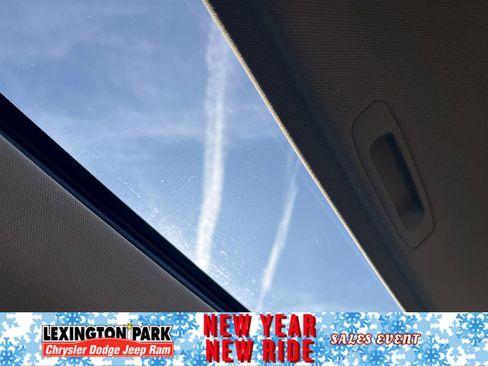 Used 2021 Subaru Outback Touring XT image 27