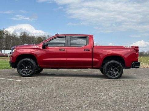 Used 2025 Chevrolet Silverado 1500 LT Trail Boss w/ Convenience Package II image 8