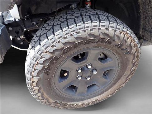 Used 2021 Jeep Gladiator Mojave AWD/4WD image 9