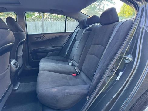 Used 2013 Honda Accord EX image 16