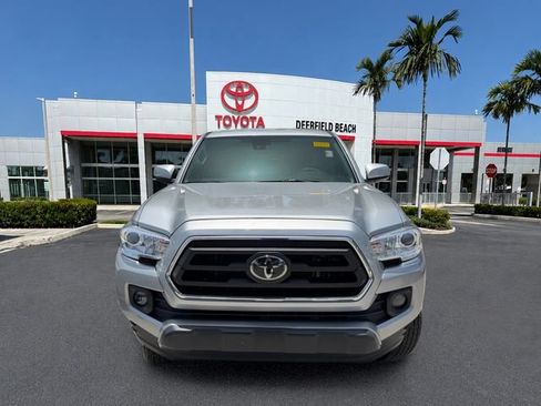 Used 2023 Toyota Tacoma SR5 w/ Technology Package AWD/4WD image 2