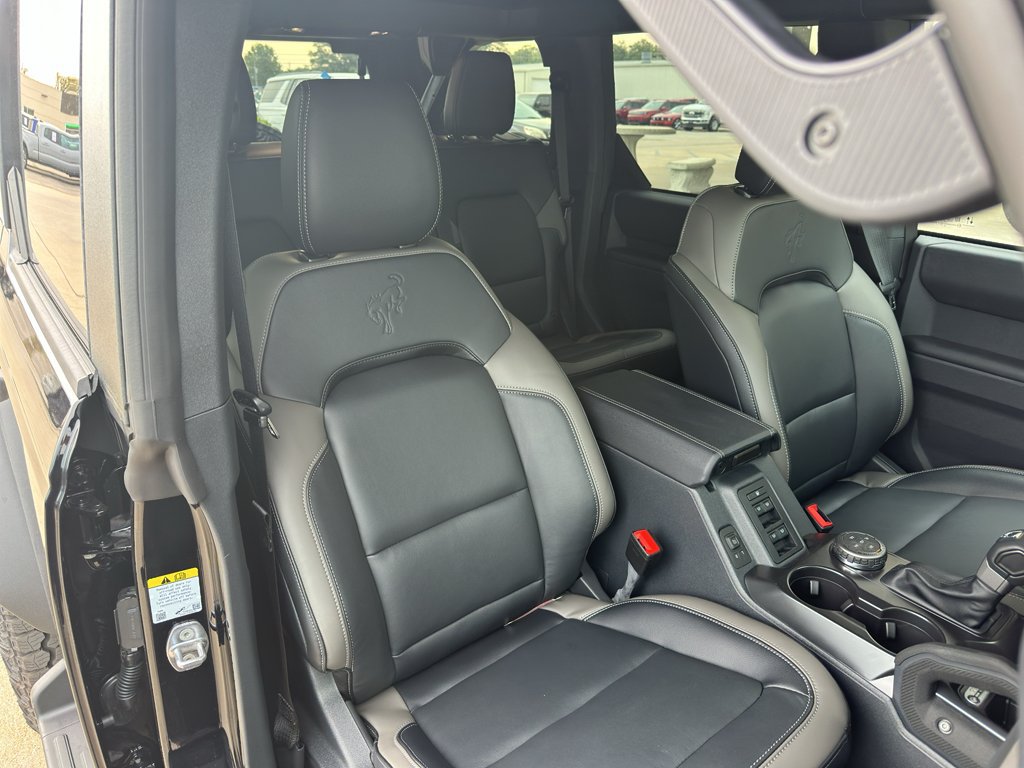 New 2026 Ford Bronco Outer Banks w/ Sasquatch Package AWD/4WD image 34