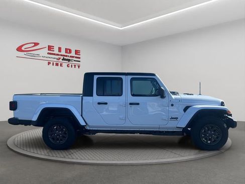New 2026 Jeep Gladiator Sport image 6