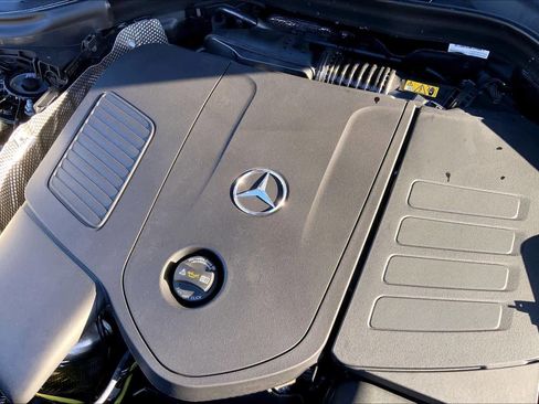 New 2026 Mercedes-Benz GLC 300 4MATIC image 26