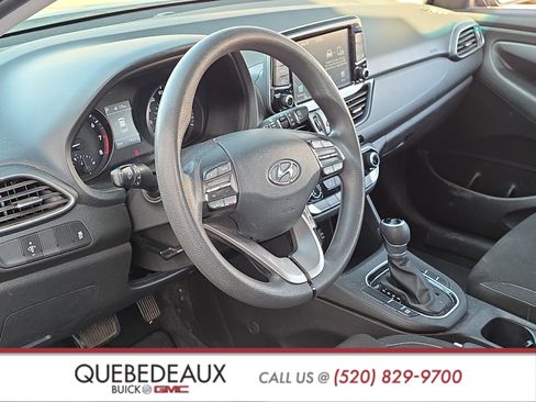 Used 2018 Hyundai Elantra GT FWD image 10