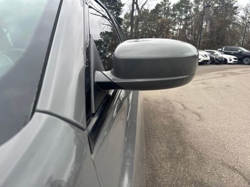 Used 2019 Chrysler 300 S image 33