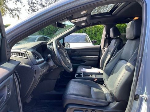 Used 2024 Honda Odyssey Sport image 6