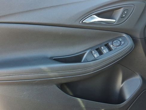 Used 2023 Buick Encore GX Select w/ Safety Package II image 17