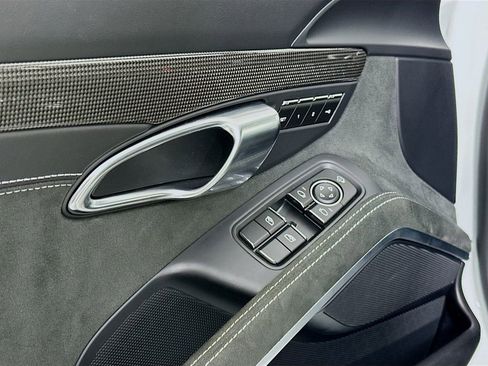 Certified 2024 Porsche 718 Cayman GTS RWD image 18
