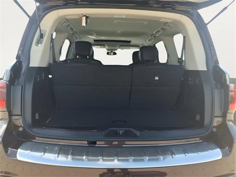 Used 2019 INFINITI QX80 Luxe image 29