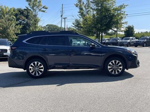 Used 2024 Subaru Outback Limited XT AWD/4WD image 6