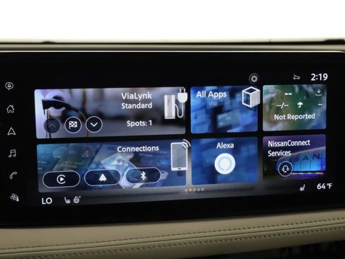 Used 2023 Nissan Ariya FWD image 33