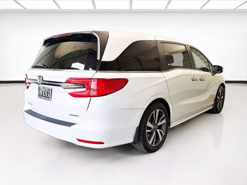 Used 2022 Honda Odyssey Touring image 4