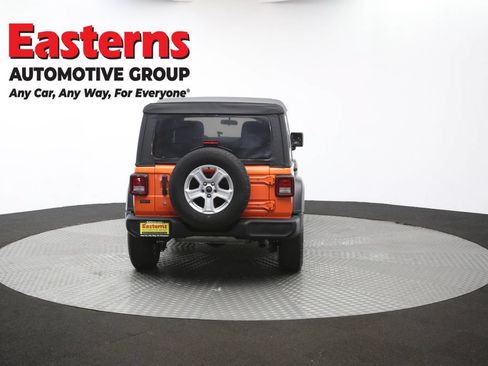 Used 2018 Jeep Wrangler Unlimited Sport S AWD/4WD image 36