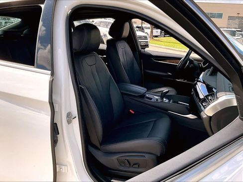 Used 2017 BMW X6 xDrive35i image 8
