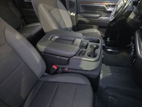 Used 2024 Chevrolet Silverado 2500 LT image 13