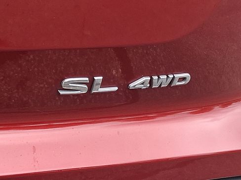 Used 2022 Nissan Pathfinder SL image 29