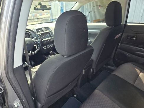 Used 2018 Mitsubishi Outlander Sport LE image 19