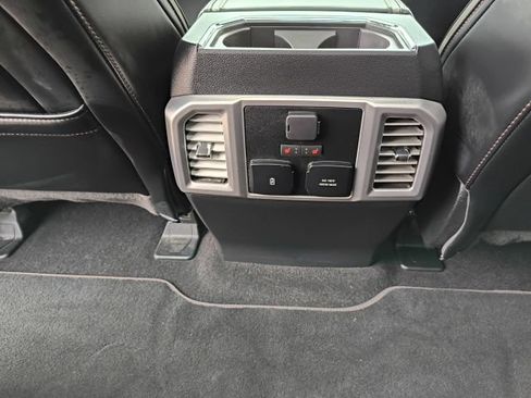 Used 2019 Ford F150 Platinum w/ Equipment Group 701A Luxury AWD/4WD image 18