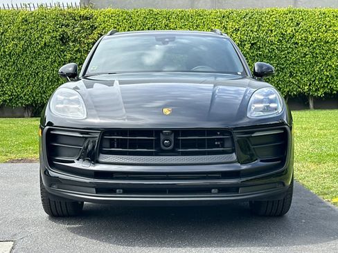 New 2026 Porsche Macan AWD/4WD image 11