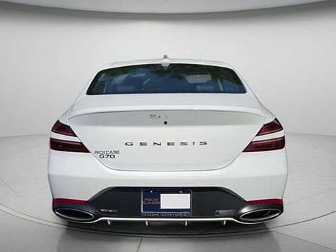 Used 2026 Genesis G70 2.5T RWD image 5