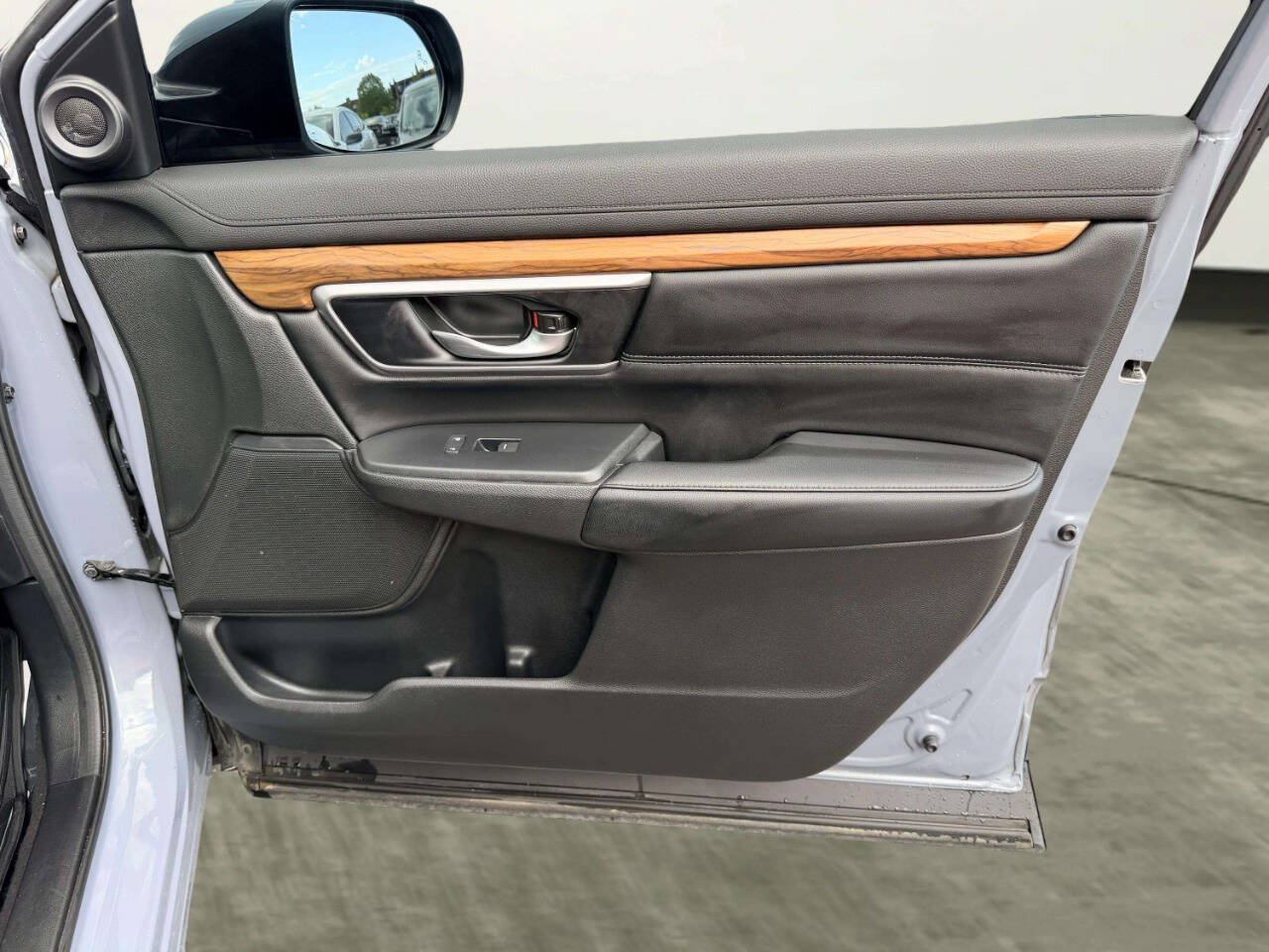 Used 2020 Honda CR-V EX-L image 33