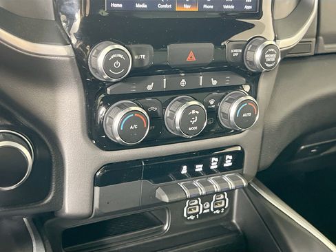 Used 2022 RAM 1500 Big Horn image 16