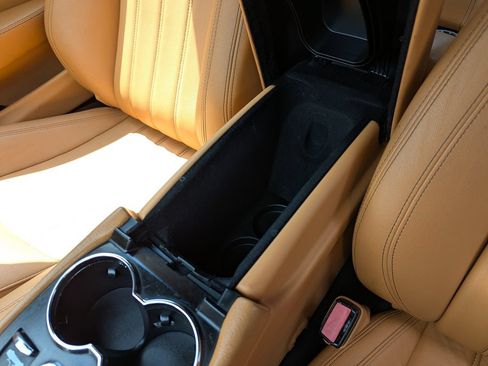 Used 2011 Maserati GranTurismo Convertible RWD image 26