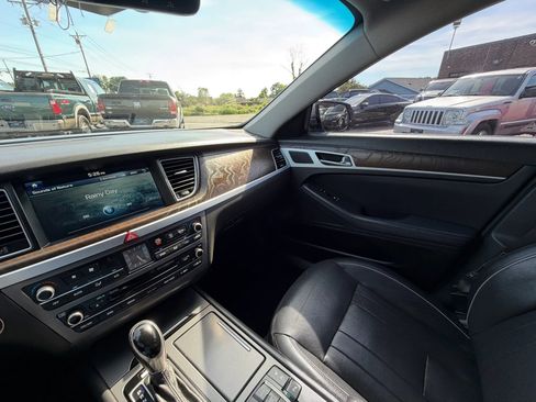 Used 2016 Hyundai Genesis 3.8 w/ Option Group 04 AWD/4WD image 19