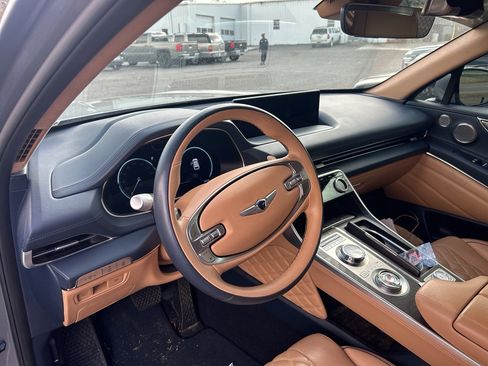 Used 2024 Genesis GV80 3.5T w/ Prestige Package image 4