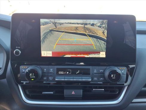 Certified 2024 Toyota Grand Highlander XLE image 11