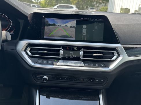 Used 2022 BMW 330i xDrive Sedan w/ Driving Assistance Package AWD/4WD image 30
