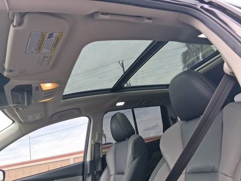 Used 2024 Subaru Ascent Onyx Edition Limited AWD/4WD image 16