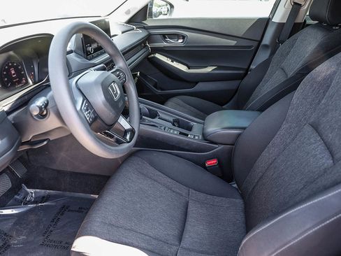 Used 2023 Honda Accord EX image 19