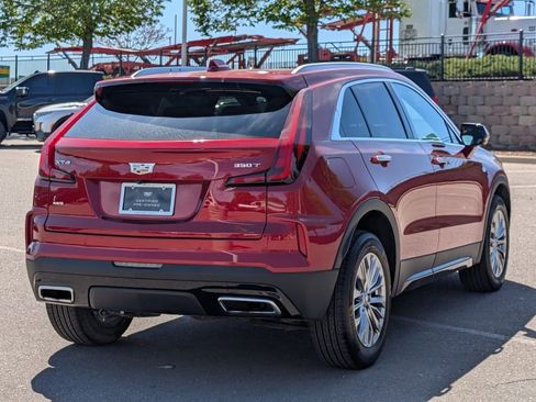 Certified 2025 Cadillac XT4 Premium Luxury AWD/4WD image 5