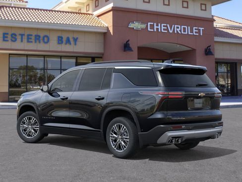 New 2027 Chevrolet Traverse LT w/ Driver Confidence Package FWD image 3