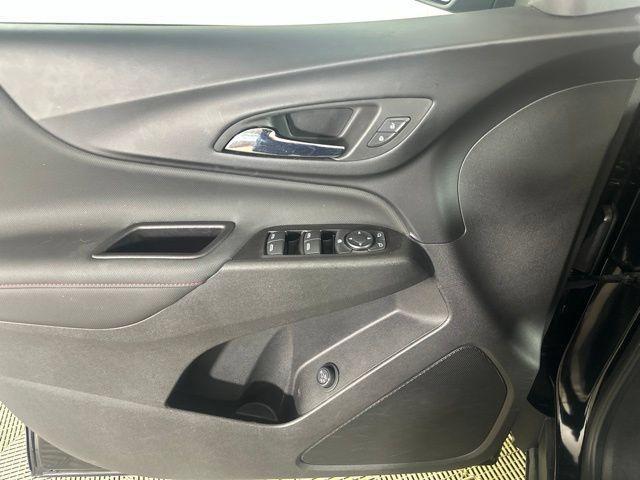 Used 2022 Chevrolet Equinox RS AWD/4WD image 12