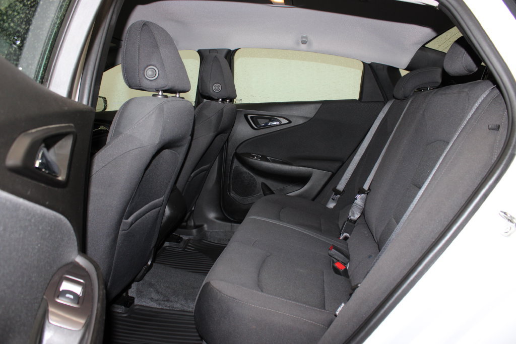 Used 2022 Chevrolet Malibu LS FWD image 5