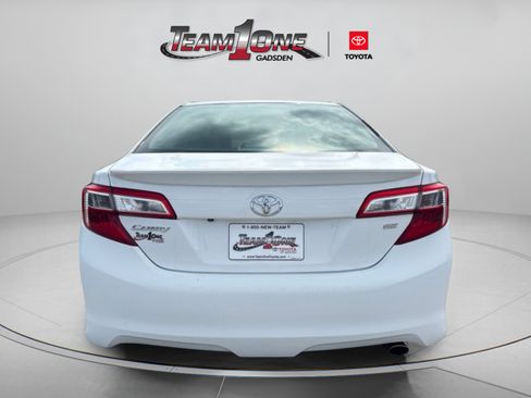 Used 2014 Toyota Camry SE FWD image 6
