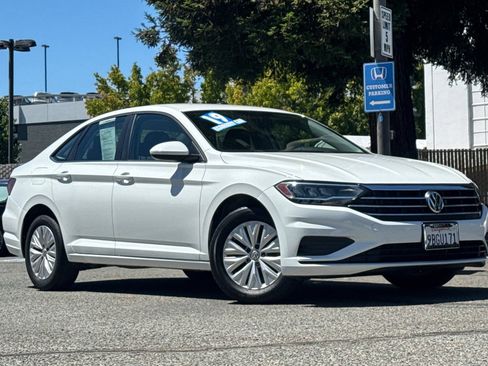 Used 2019 Volkswagen Jetta S FWD image 2