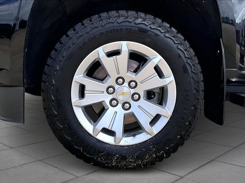 Used 2021 Chevrolet Colorado LT w/ LT Convenience Package image 11