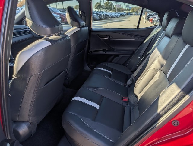 Used 2025 Toyota Camry SE w/ Convenience Package FWD image 26