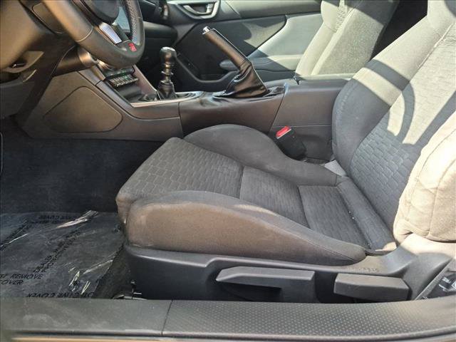 Used 2023 Toyota GR86 RWD image 14