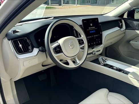 New 2026 Volvo XC60 B5 Ultra w/ Protection Package Premier image 12