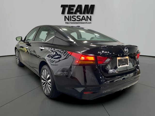 Certified 2024 Nissan Altima 2.5 SV AWD/4WD image 4